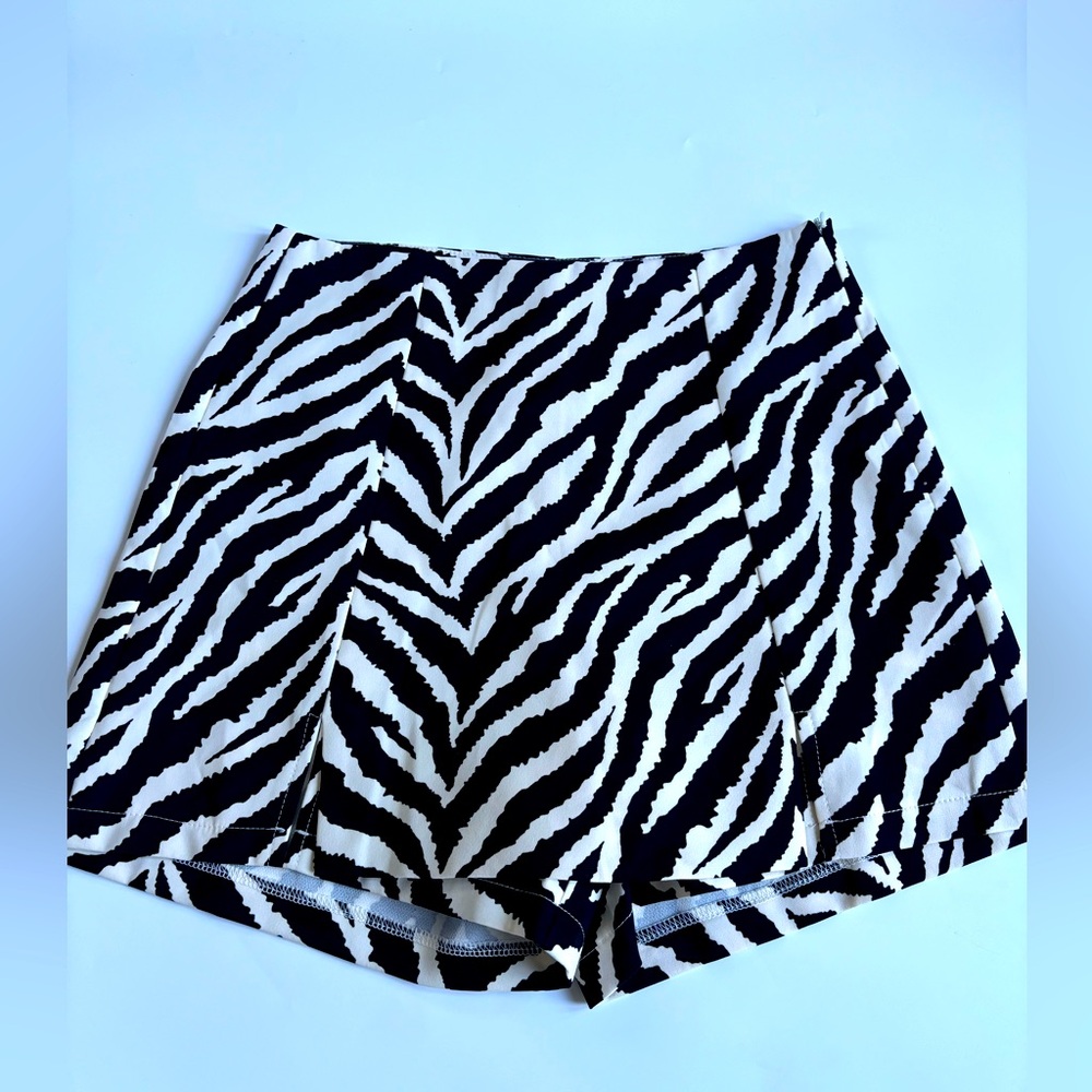 Drôle de Copine Zebra Print High Waist Skort Shorts Size S